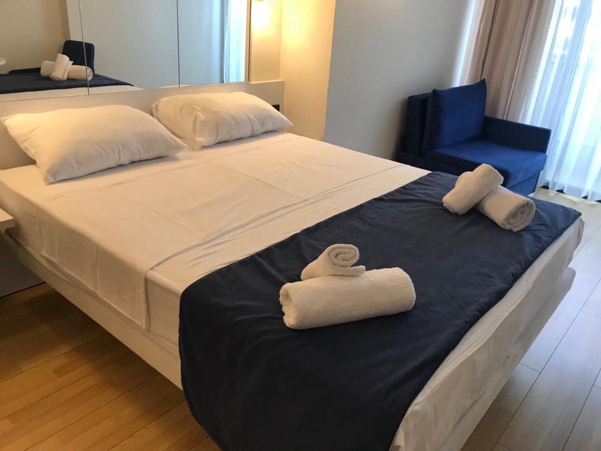 Apartment Merab1 Orbi City Batumi Bagian luar foto